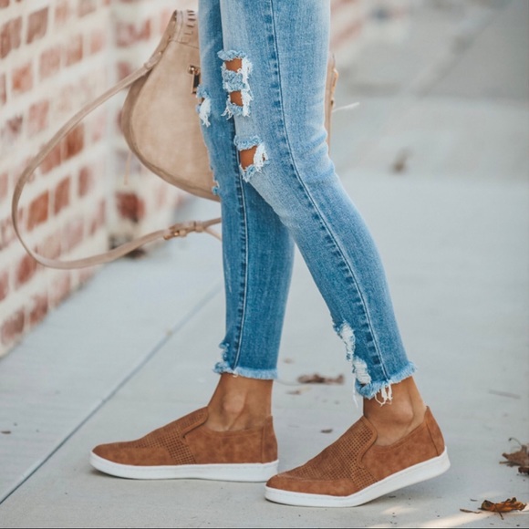 SALE-FIRM‼️Camel Perforated Slip On Sneakers - Picture 6 of 8